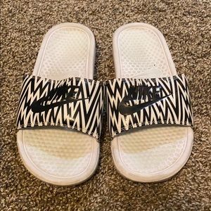Nike slides
